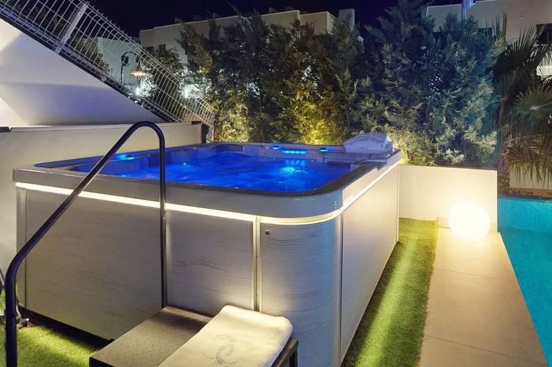 d7a0ee60-5248-491b-a945-55b1430e8bd1