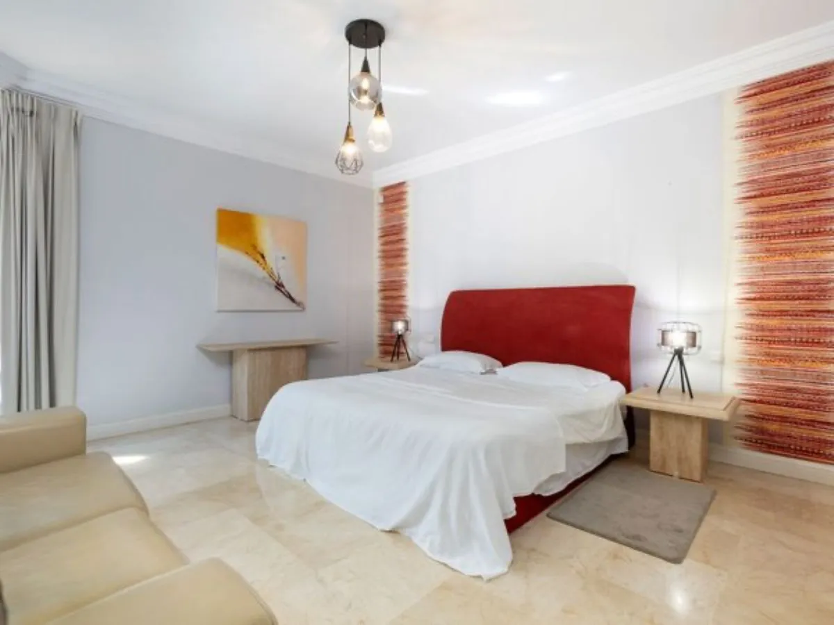 4d9ff658-e271-489d-9d0a-b857a200fb44