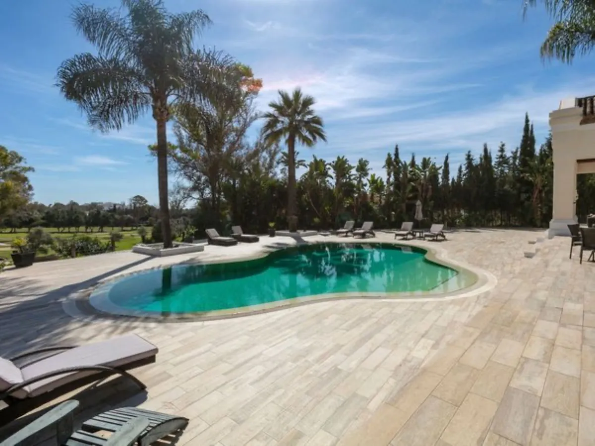 f75f54e6-5dfa-4df2-b7b1-f5a4e79fc8ba