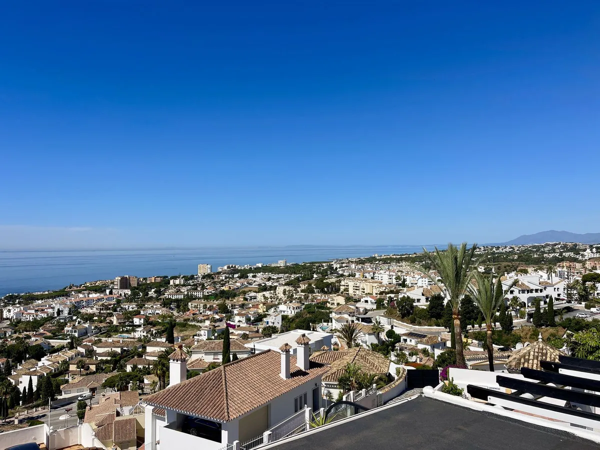 10a08841-7a41-410b-b765-efd74b41cadd