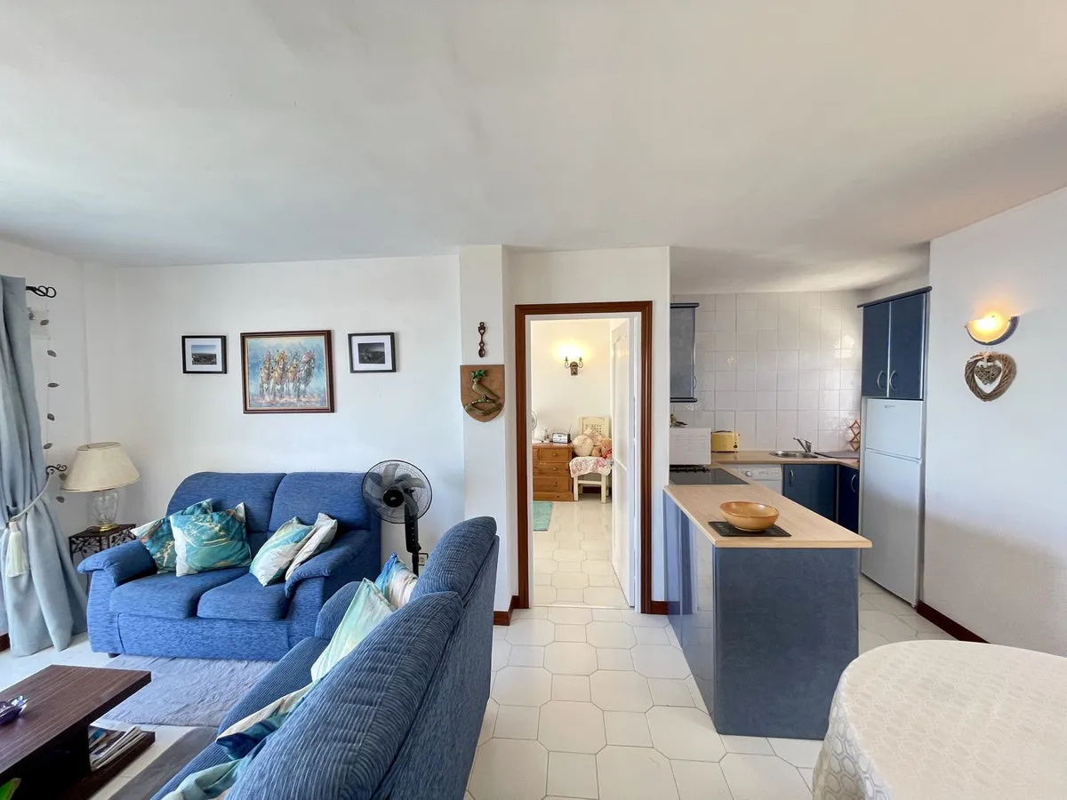 5f686df3-be48-4179-b49c-a249ea220051