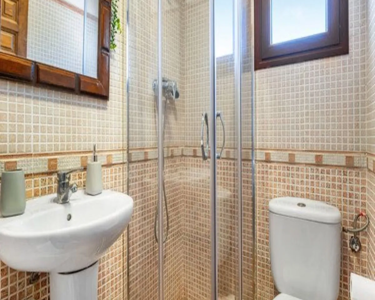 c5d12e7f-5e21-4e04-9f73-e98e55c67732