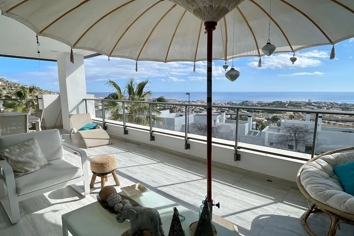 359d74ca-7a48-4dd4-a440-73a3a7b14478