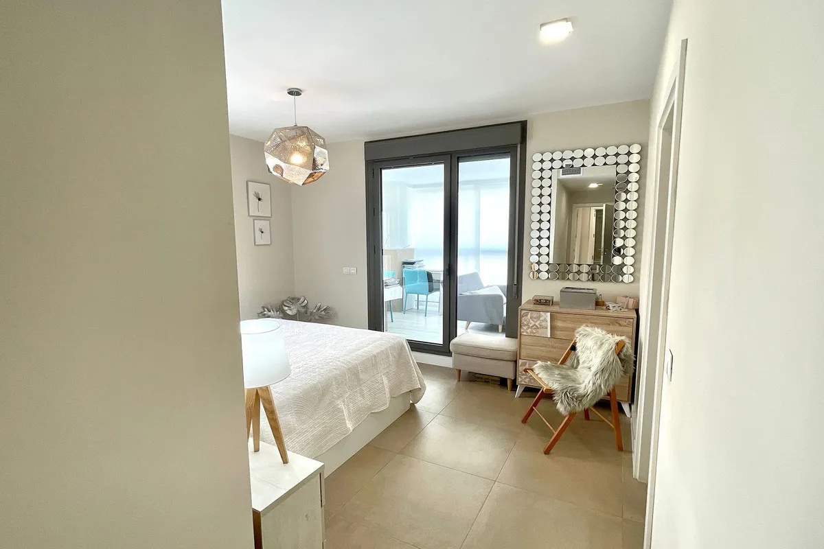 92997524-803c-4bbb-b69a-27e67ecbc7e2