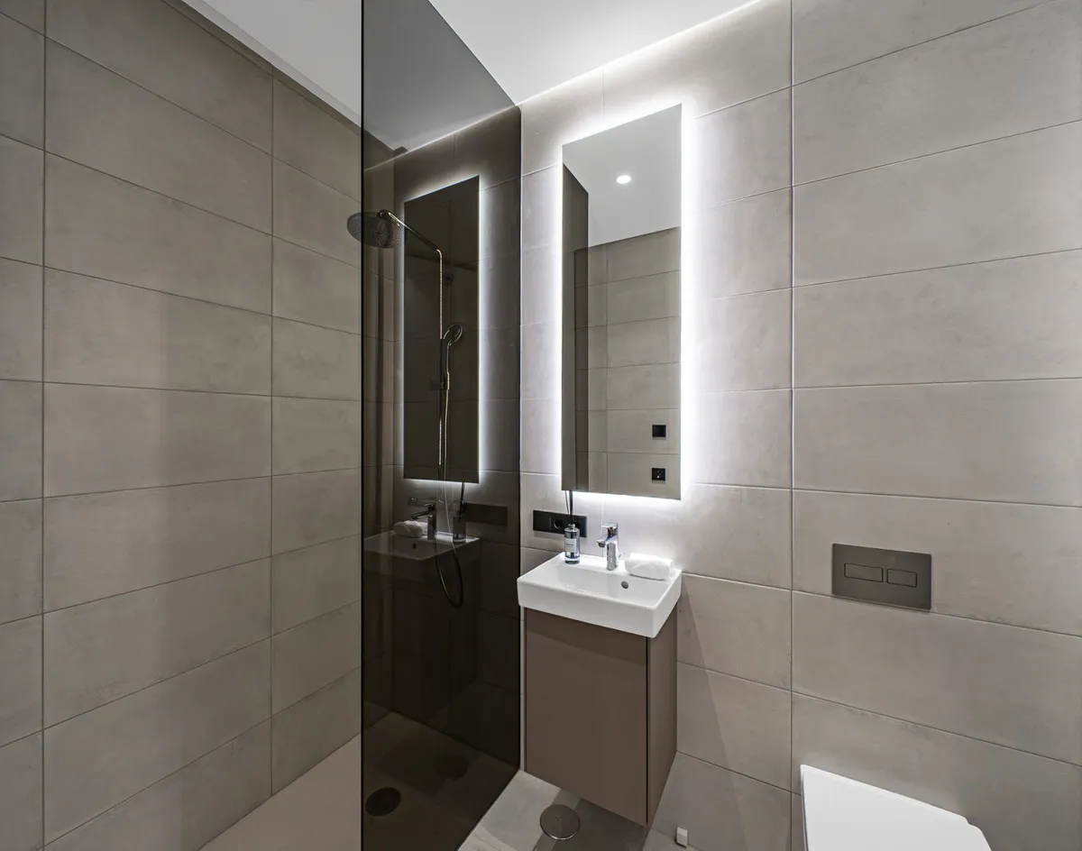 2568dff5-11d9-4ec9-99b4-15c824d3d0ff