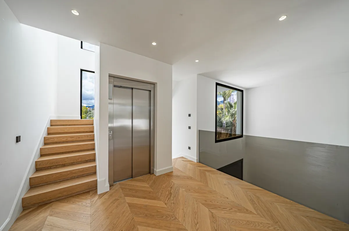 76942d42-eac5-47ea-a307-2b5019849bfa