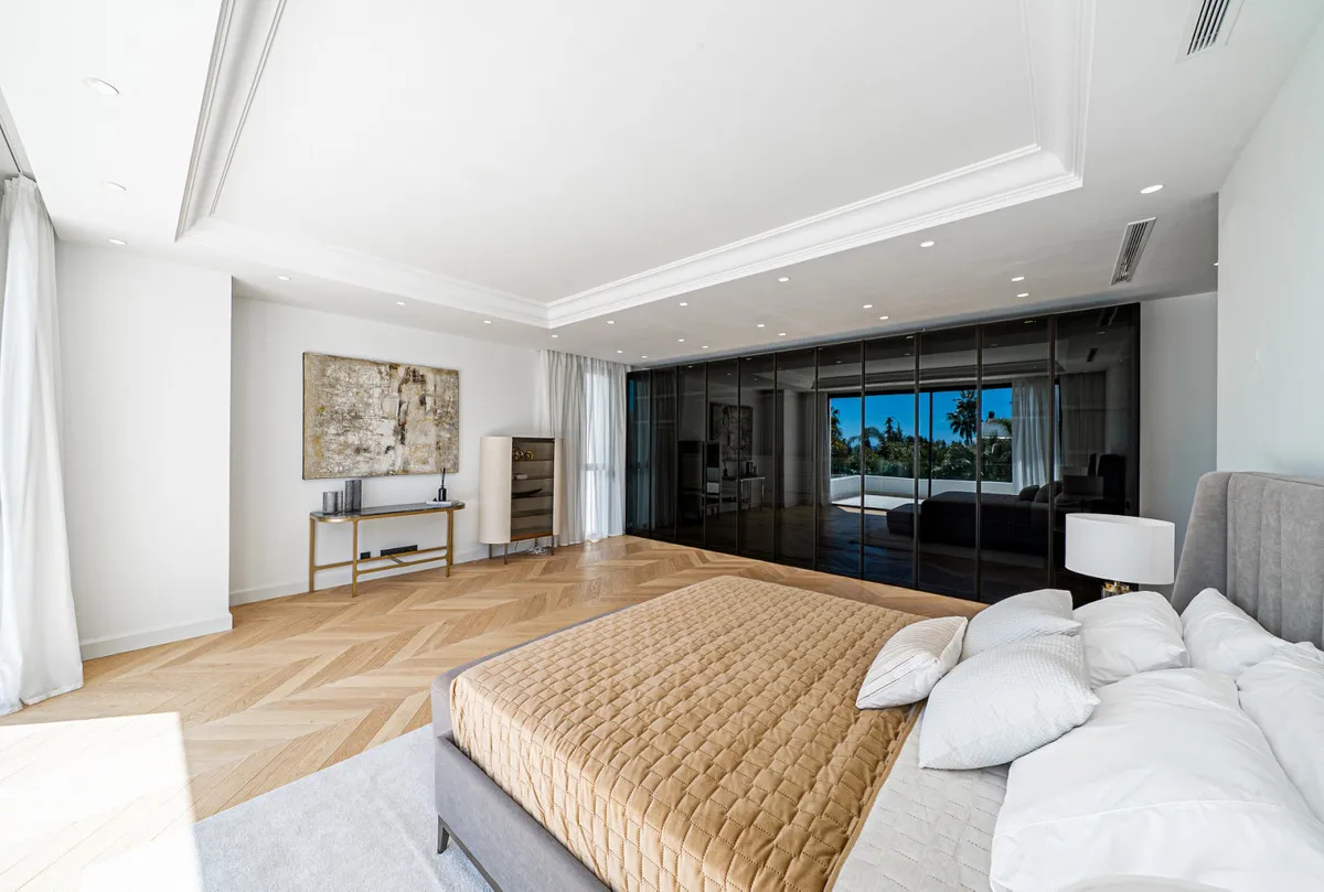 8c05fbea-e189-429e-a328-96d40d8323b3