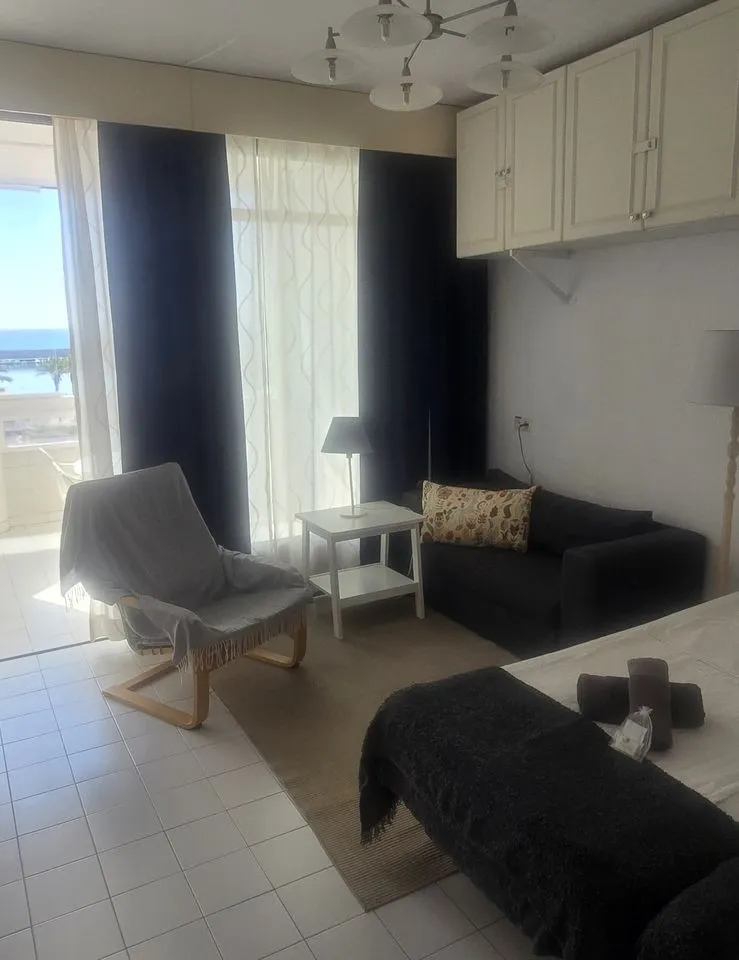 301b05ab-abe7-46fd-ac2e-ab4d4542c2e5