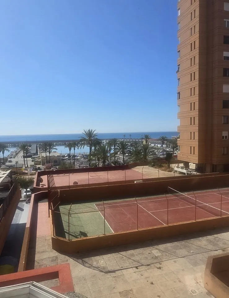 ff93c950-3dd0-4f26-b606-273df21b01eb