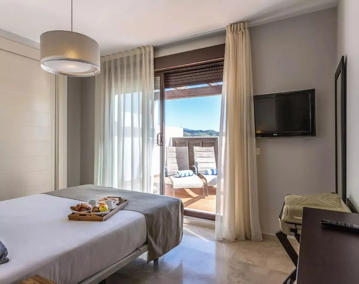 9a9103e9-07bb-431e-a540-e8ef72f62daf