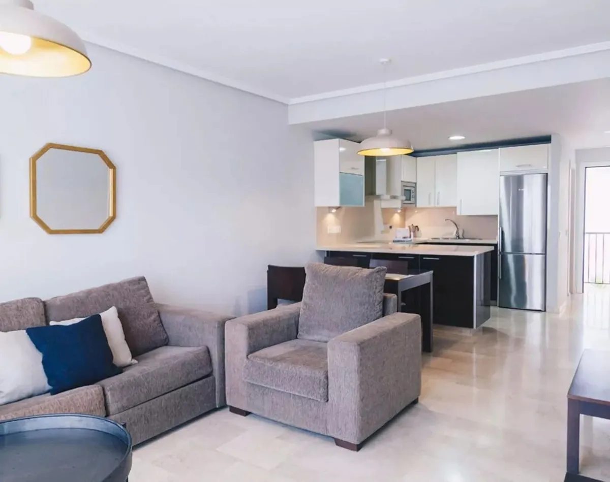 ac105b26-83c4-4cdb-a4c8-d42a75dfc42b