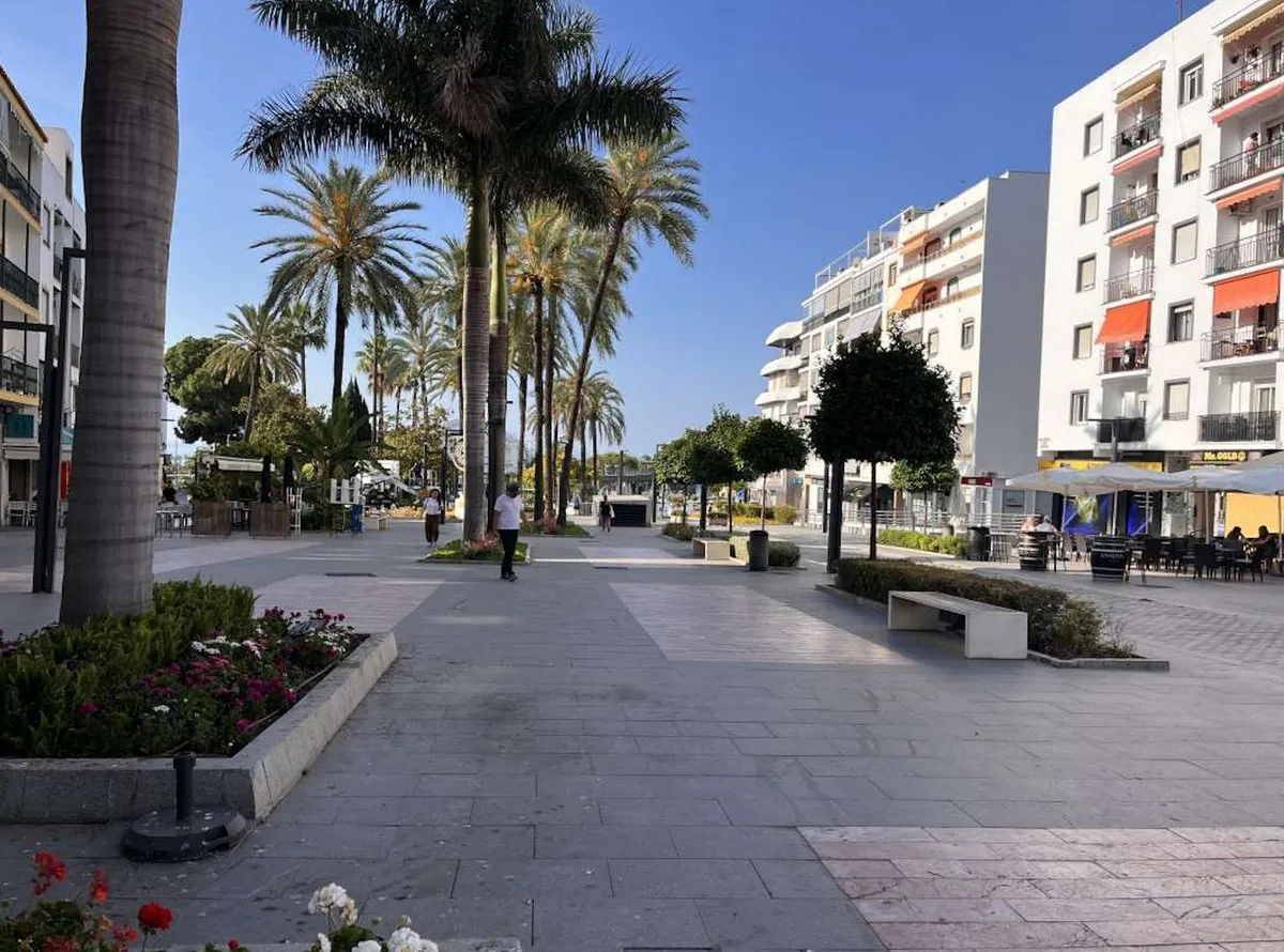 bcb33755-4112-41c3-a8f6-e003a8b41a3a