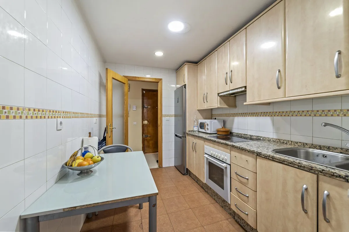 1768b8fd-04b2-4b77-895a-e366df217d18