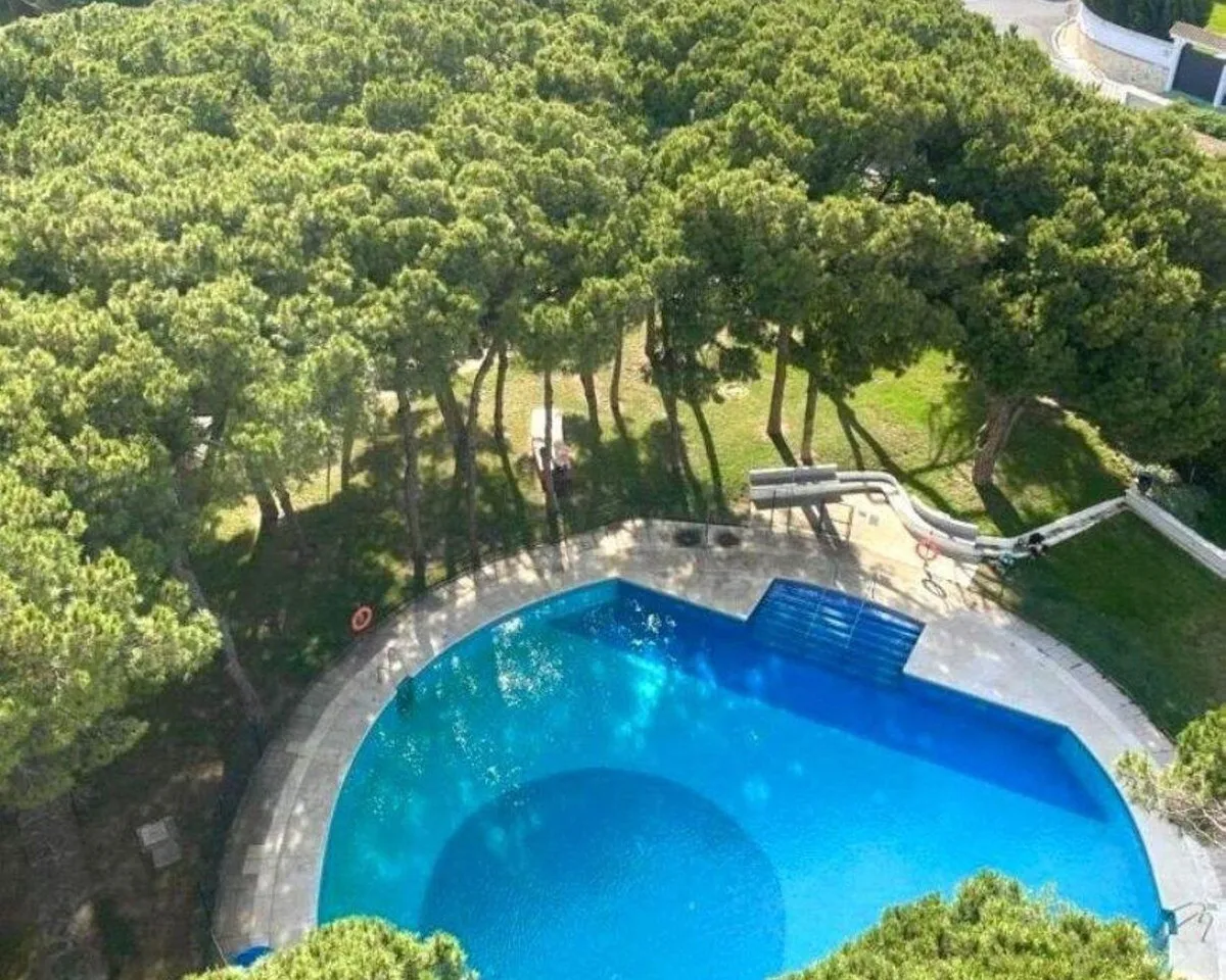 398ceca2-bdb3-4e0f-b1be-b2017cb2fa6a