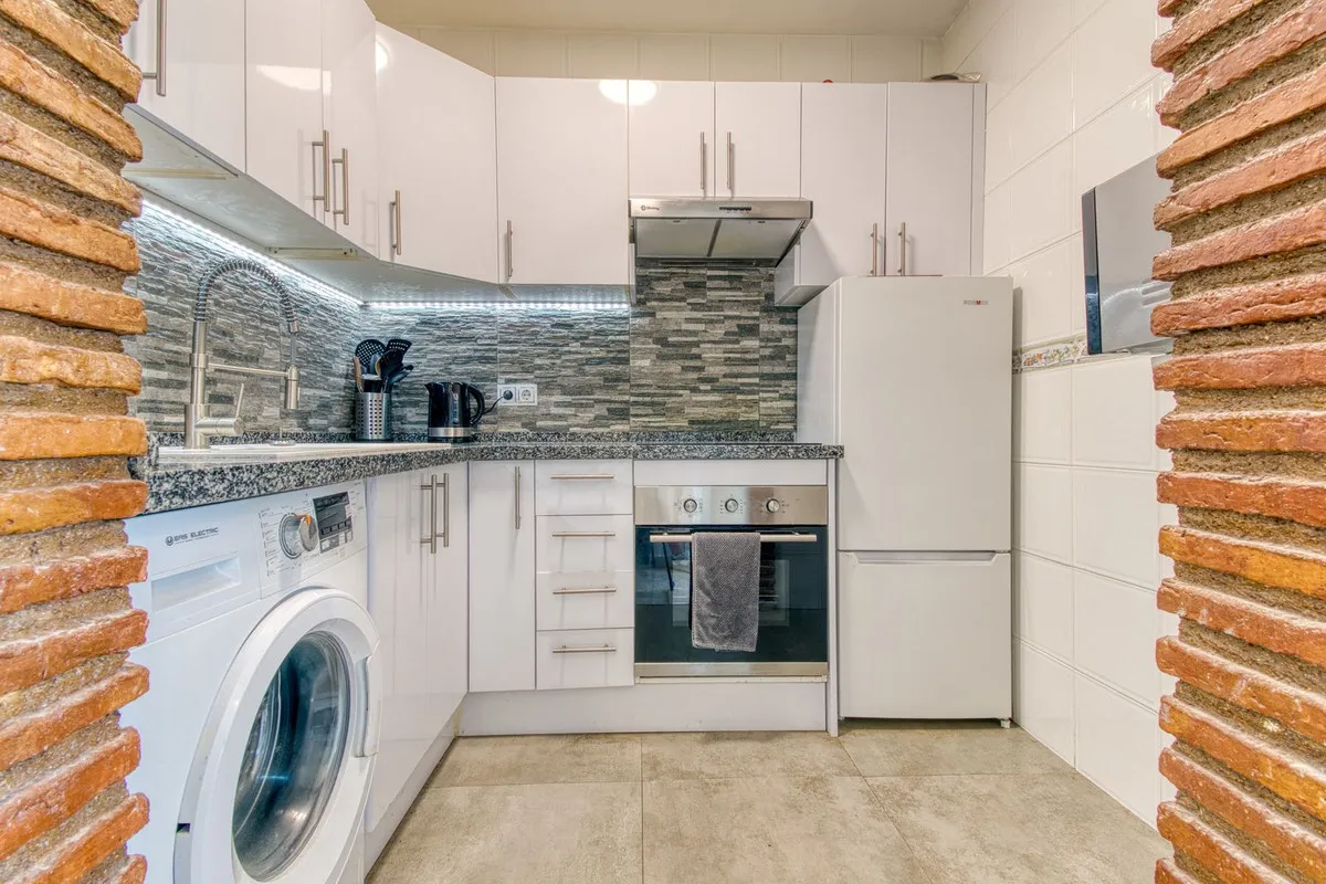 bcbea23b-9040-4ed4-ad91-f28e97c86e05