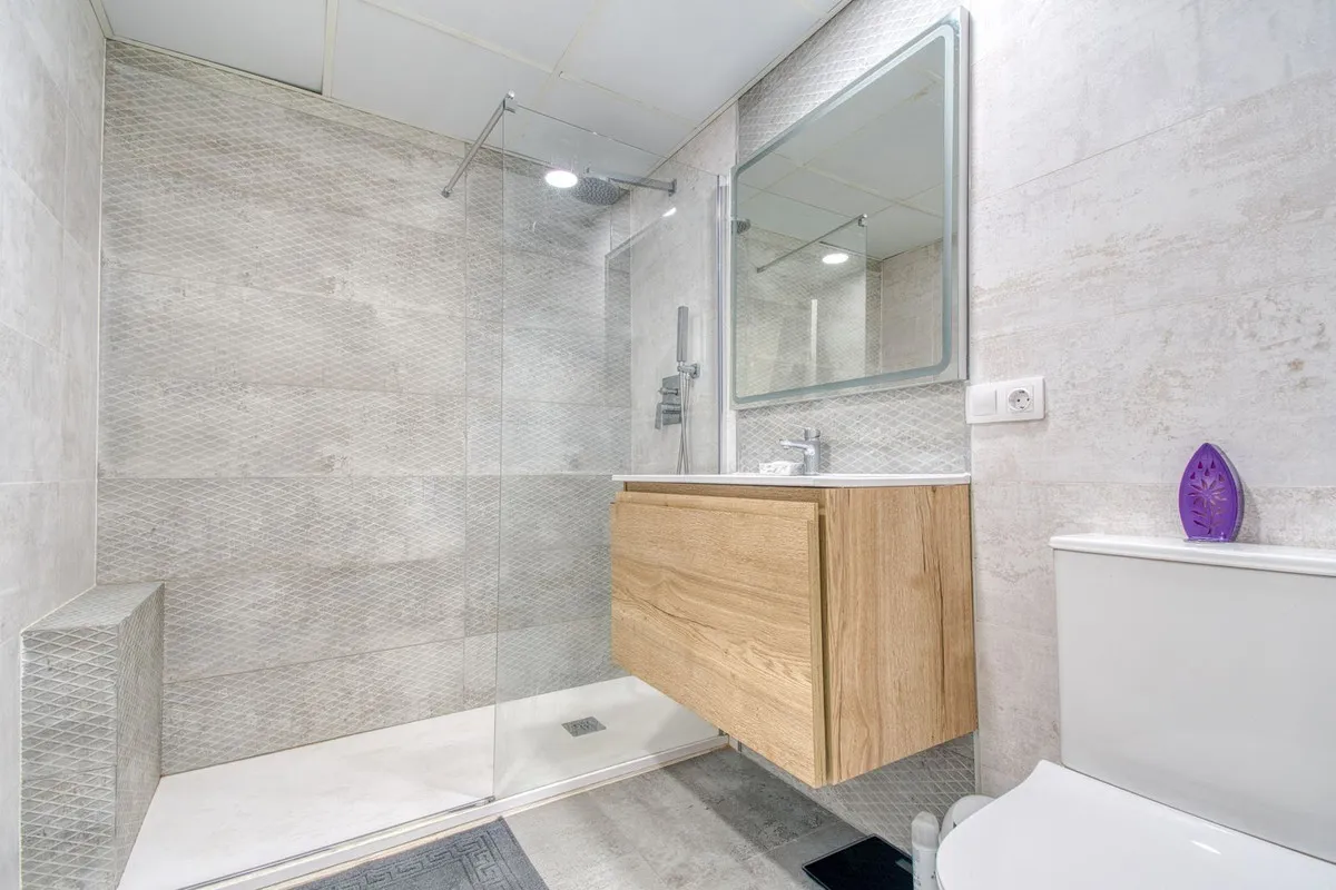 e6cb8380-062d-4676-9bd3-3a3b1b0cf8a3