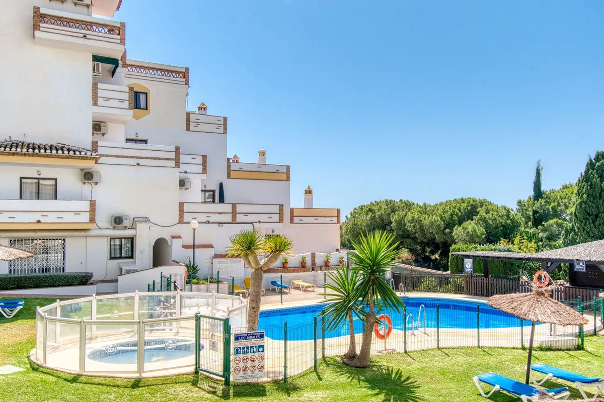 efa8b386-5327-41ab-849e-b8964bfc6489