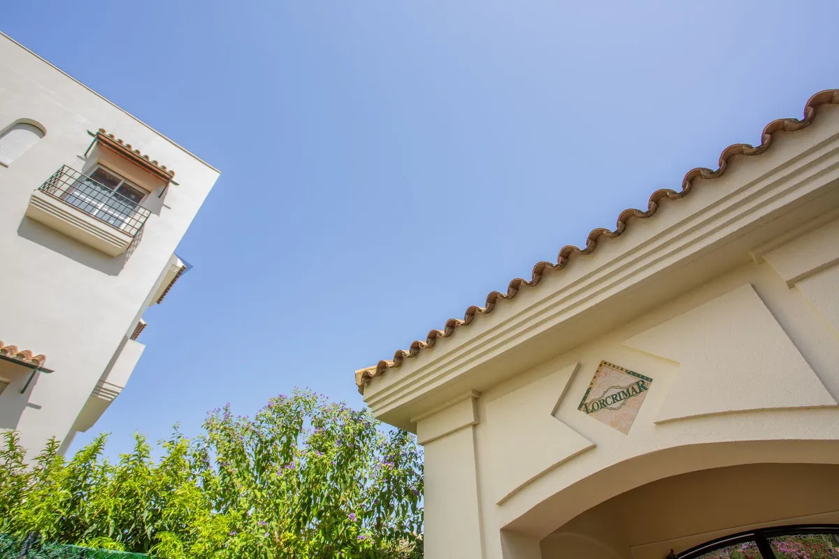 e21089ea-775a-4c1f-bec2-9b2453307327