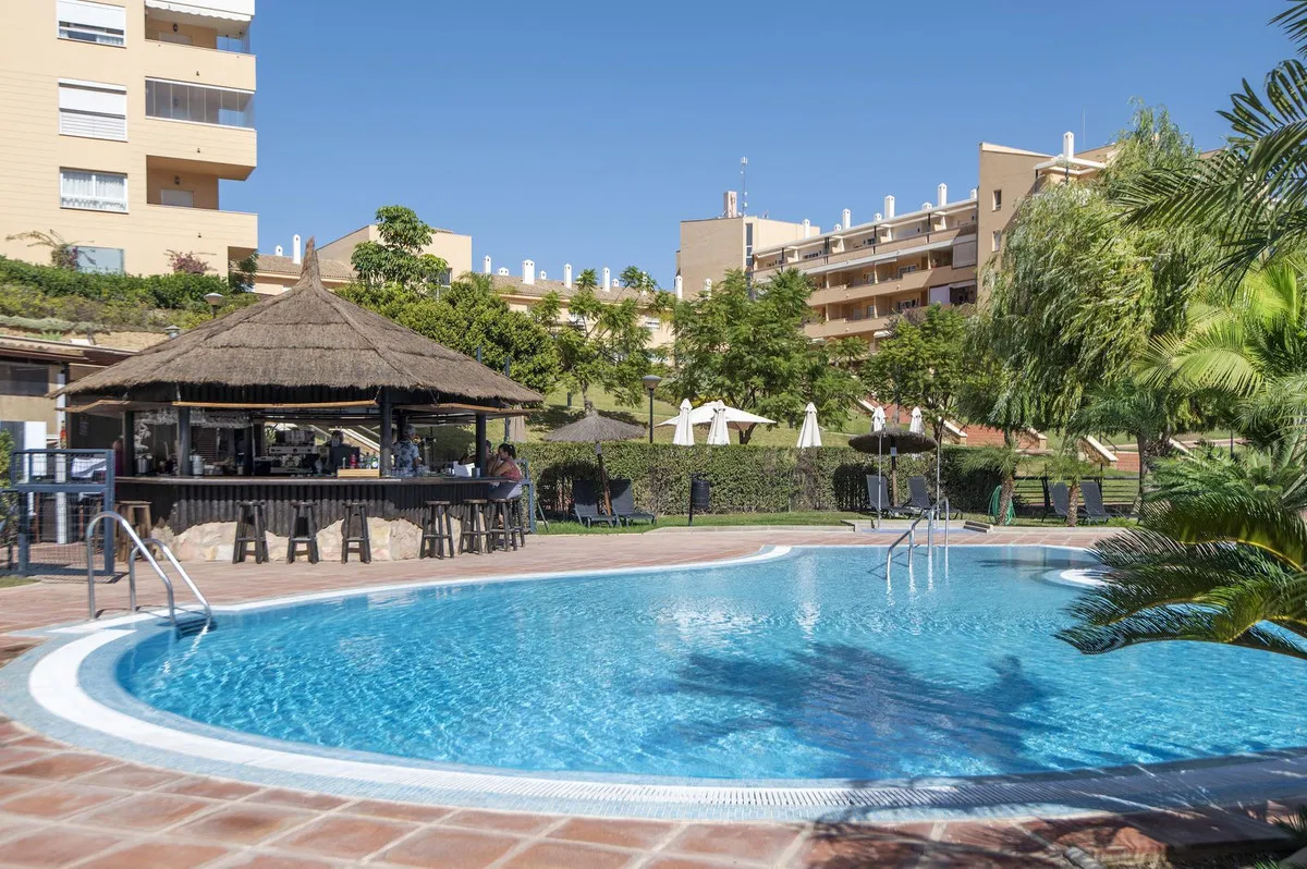 e8246862-3eed-4271-a214-1bef4decfaa6