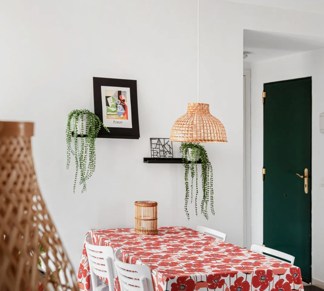 2e40d136-42d2-46d6-b461-553ce656b926