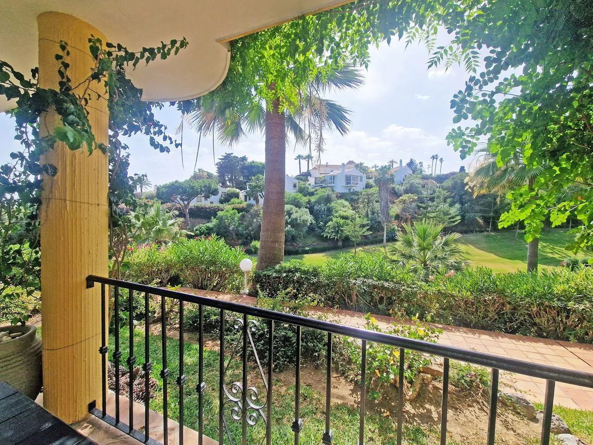 025f1f02-ccc9-4e09-955b-0b1435089d2c