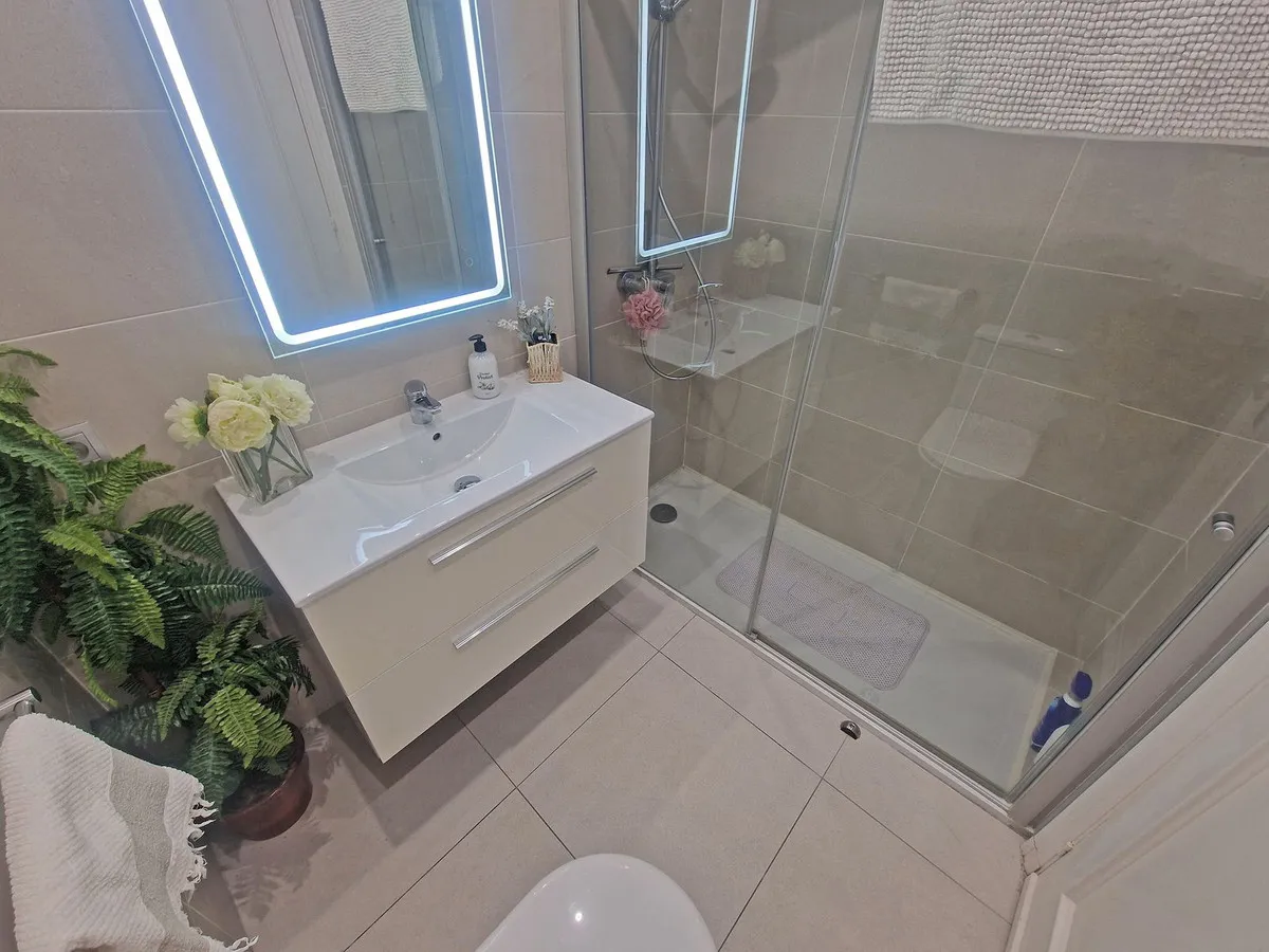 50f5848b-8e17-44ea-a8cc-643bbde920cf