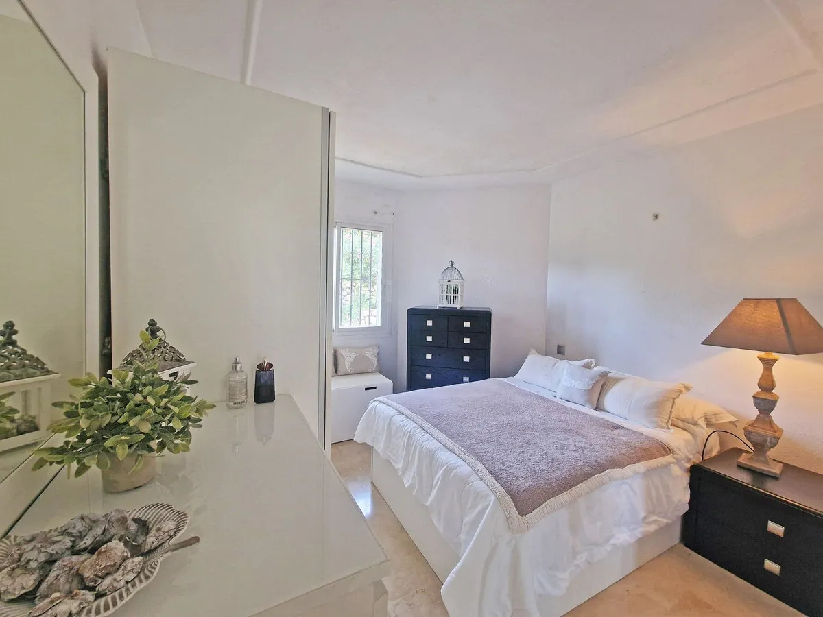 5cc787ac-292f-4cfe-8767-026a10b8332f