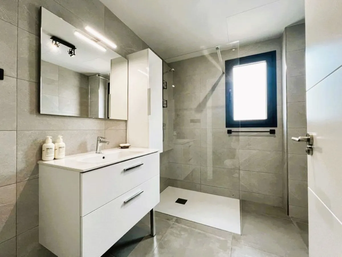 f85f2a13-2796-4dad-b4e4-0b1e0ea697c2