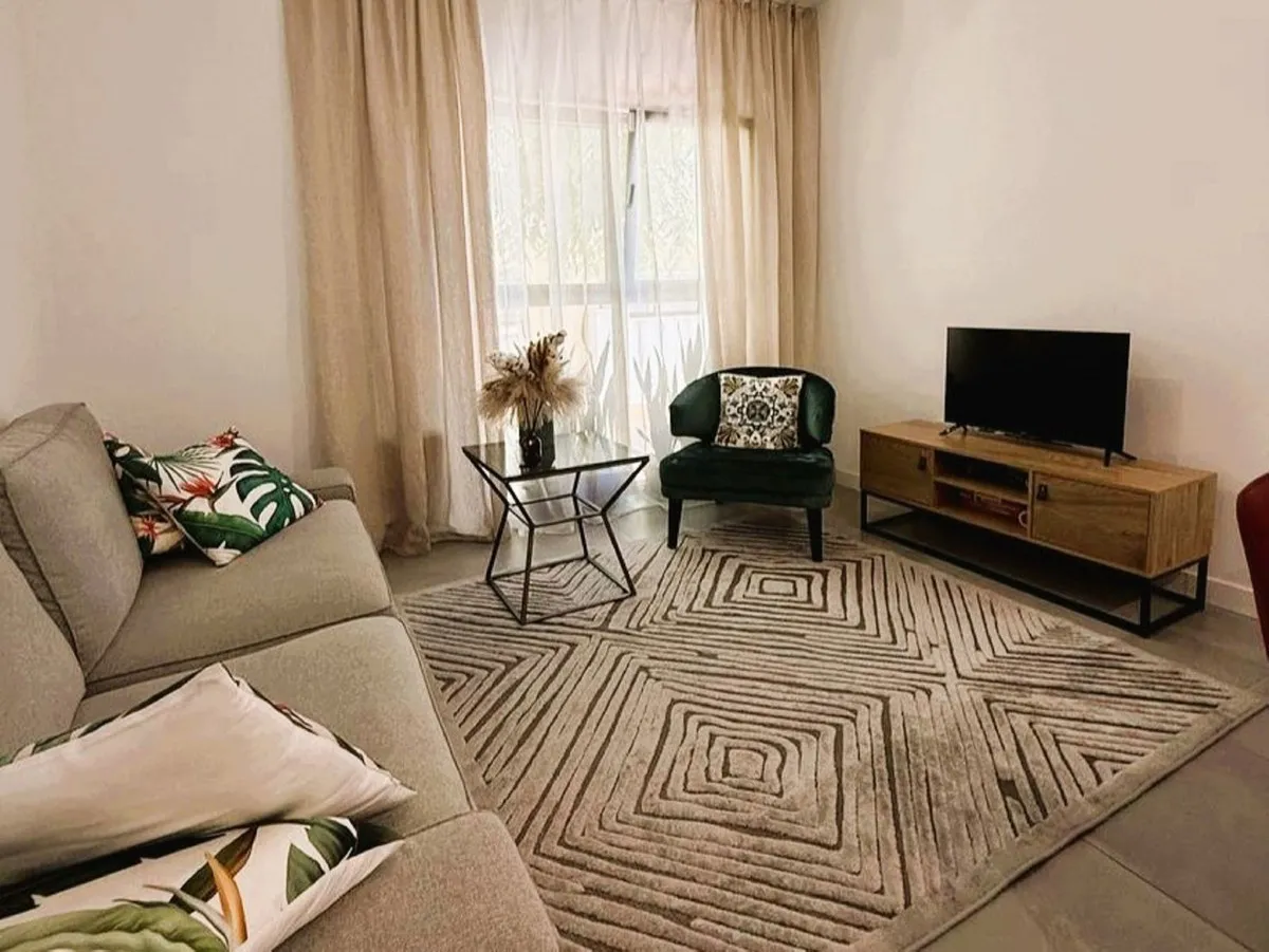 f98a282e-8c73-43d9-b8cc-35938642e78c