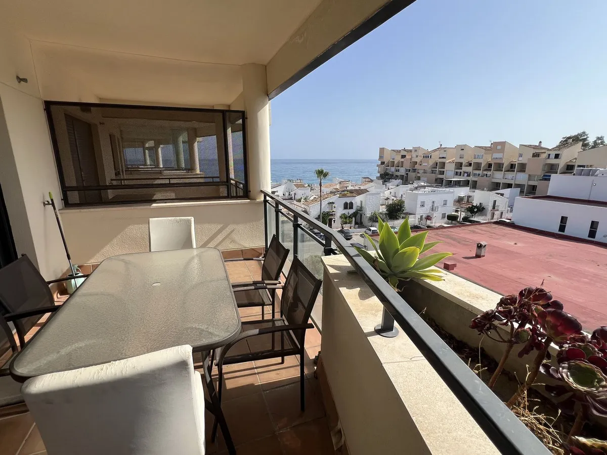 b4e1a80e-1a47-49e0-8c01-c01533e3bf06