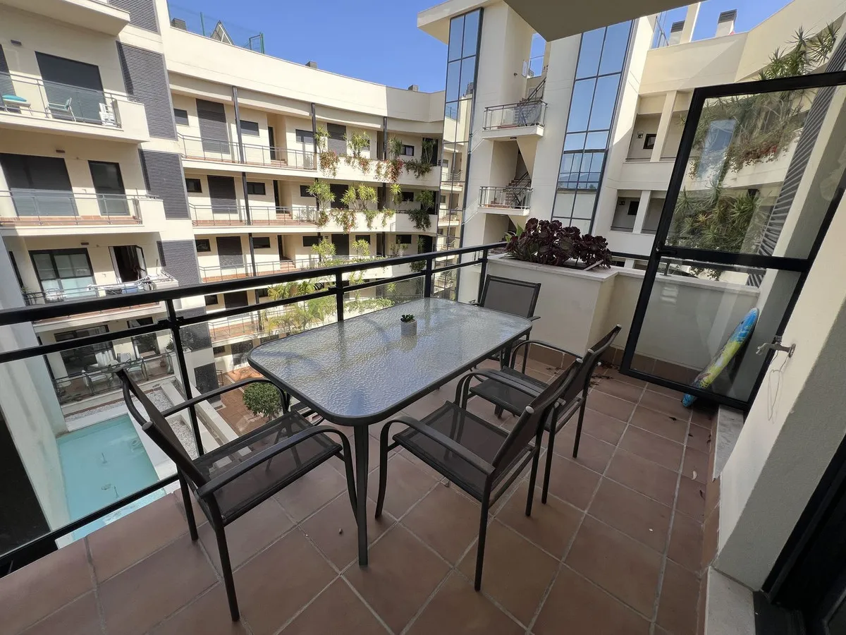 baa3e066-2160-4f64-b738-64d2725f1e87