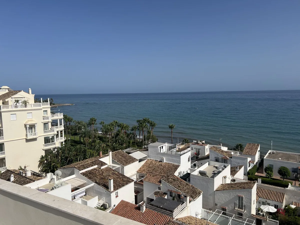 e6d503ca-d48c-4cf9-852a-207a3f68452d