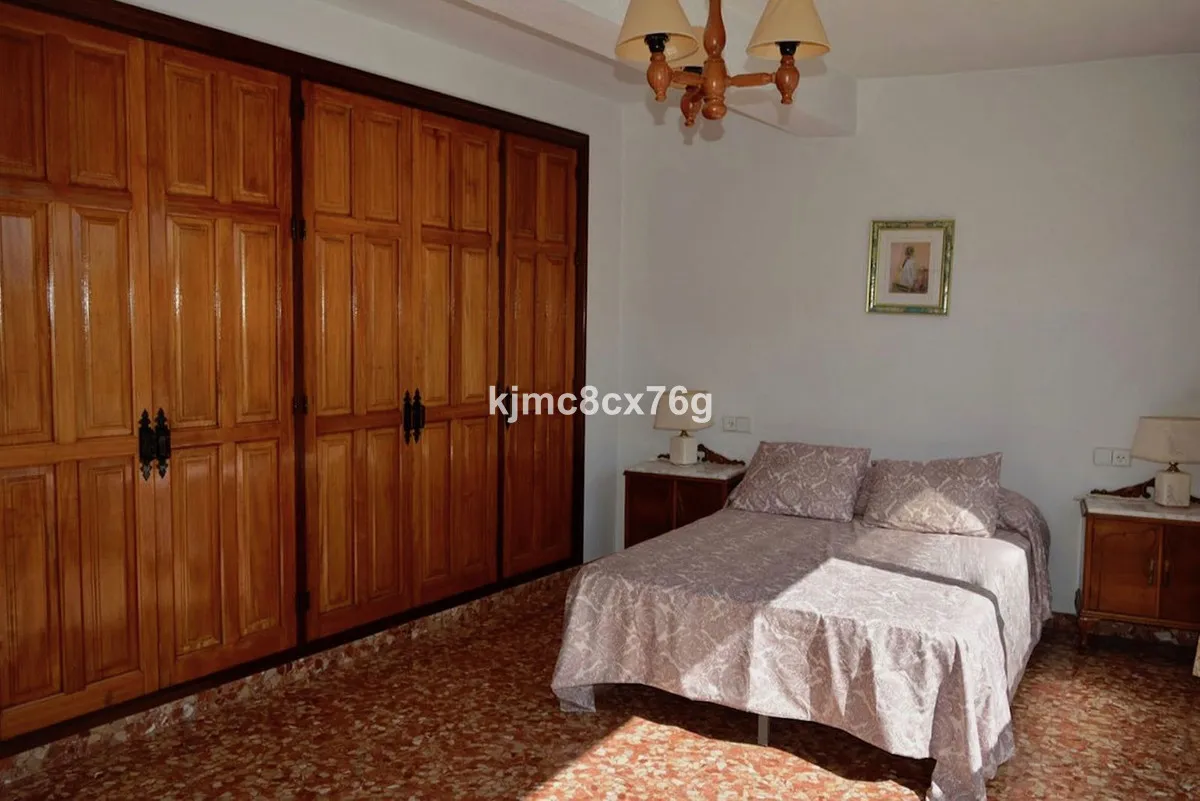 dbe832fd-3192-4a6f-90bf-b7a9284074f7