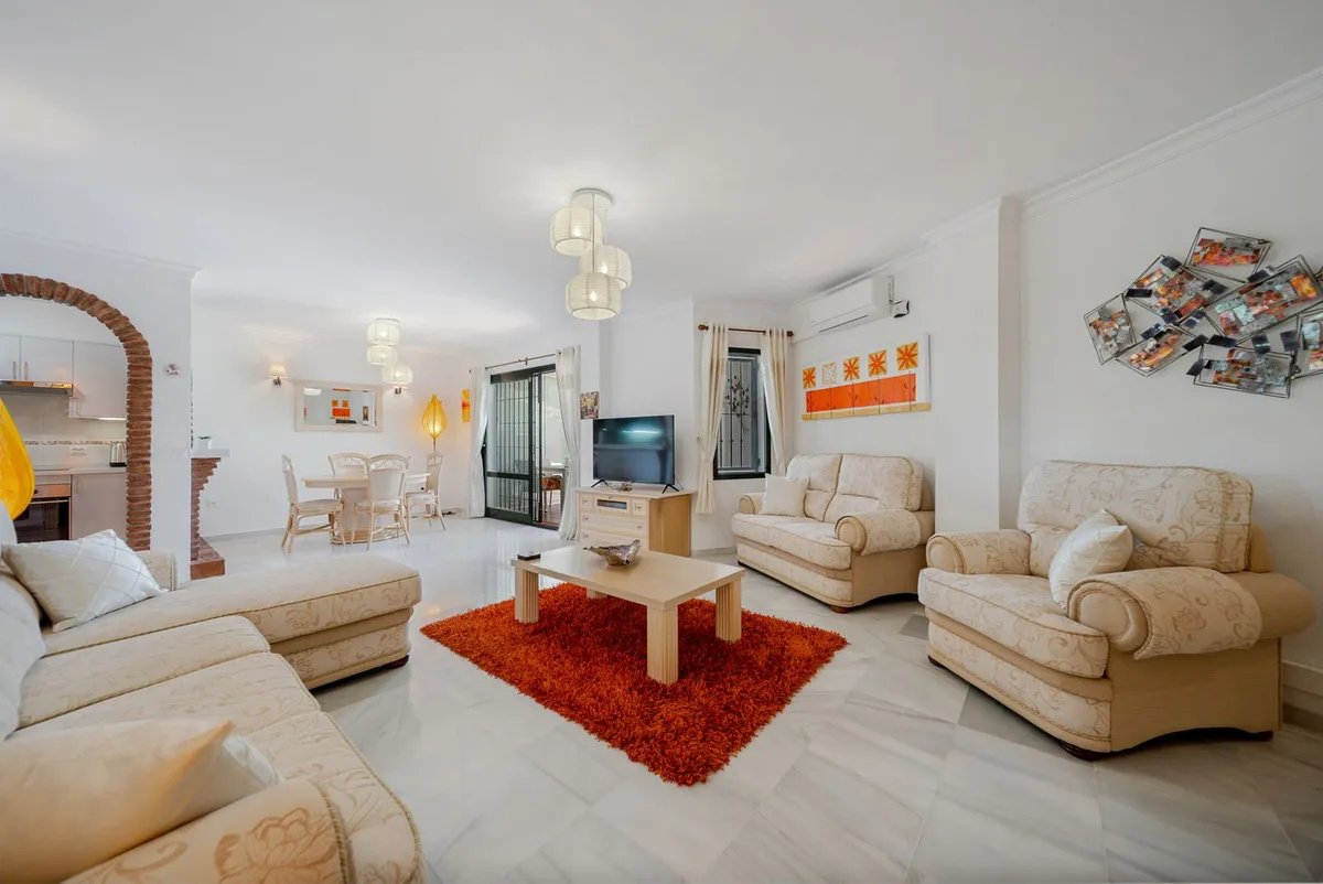 8b63e9b0-b26c-4485-9037-d69514c64d24