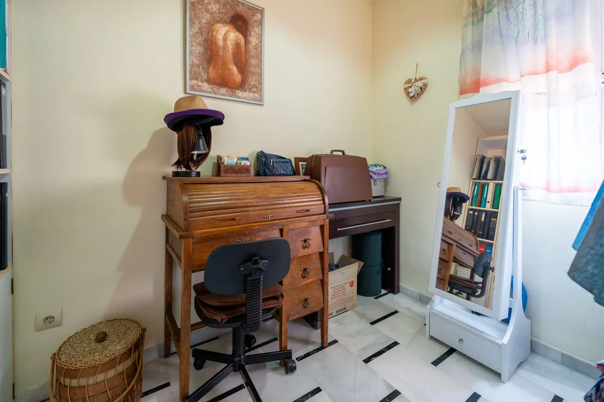 07c37265-5319-4a56-88d9-3faec872fc1a