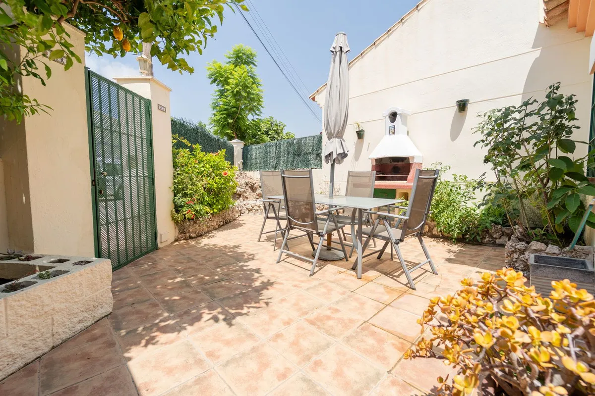 3d5bb0ba-f3d2-4ed0-a6b8-2ba7a510ca28