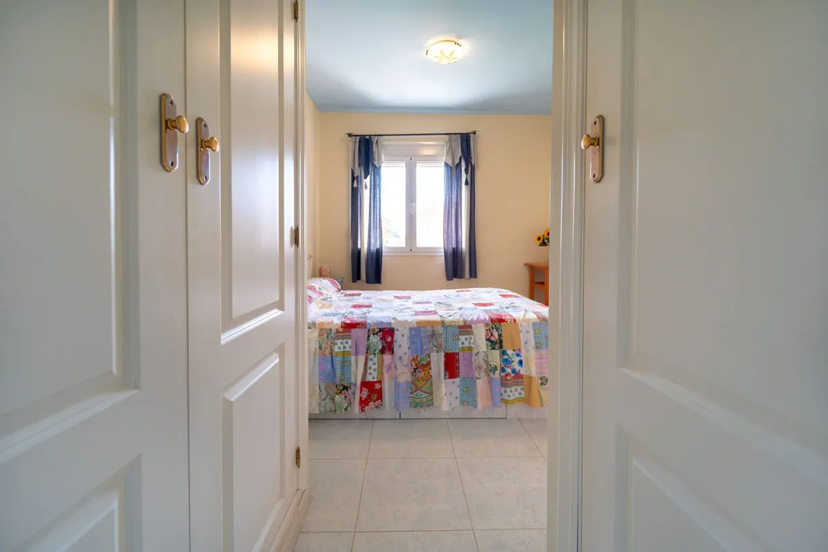 b9af6d5b-e365-4463-ad51-924352b322c0