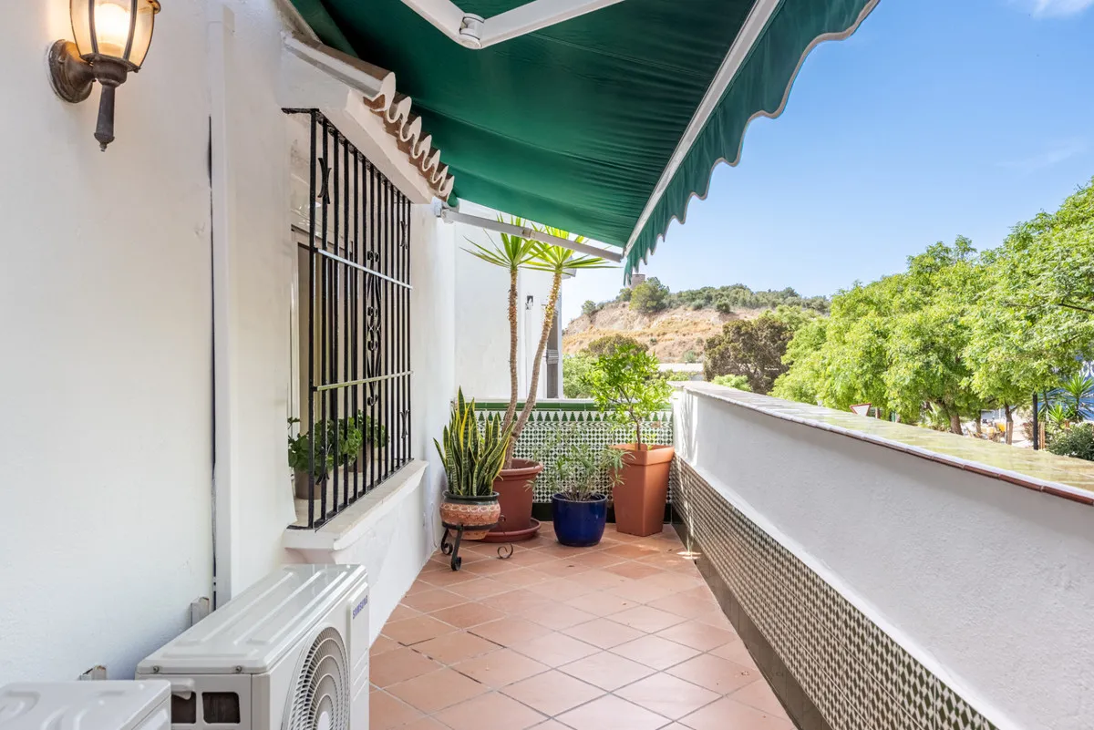 55d352e0-9cee-4358-a5ad-fc47c72d2b18