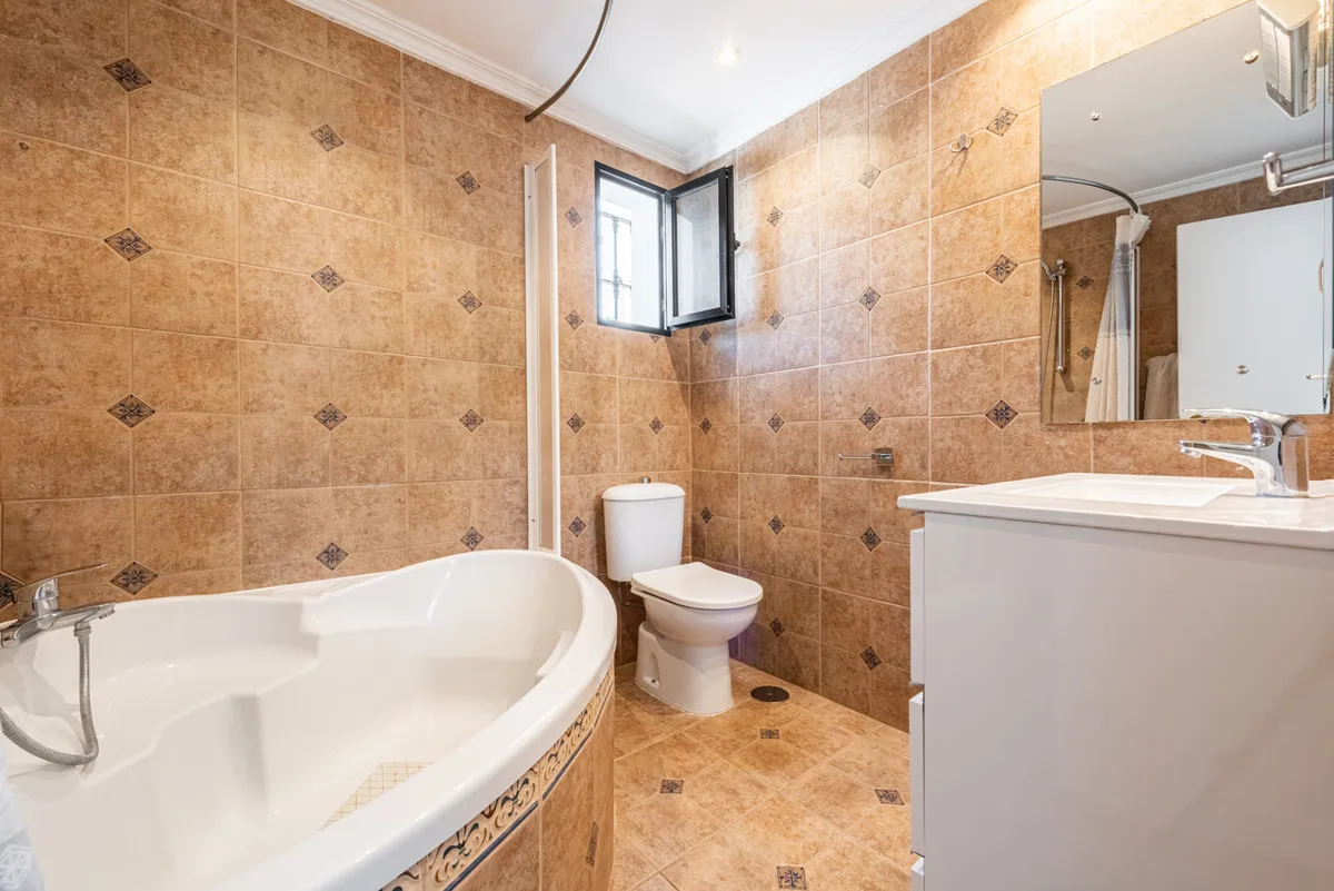 5b474219-66a8-4306-be27-7723b032de5d