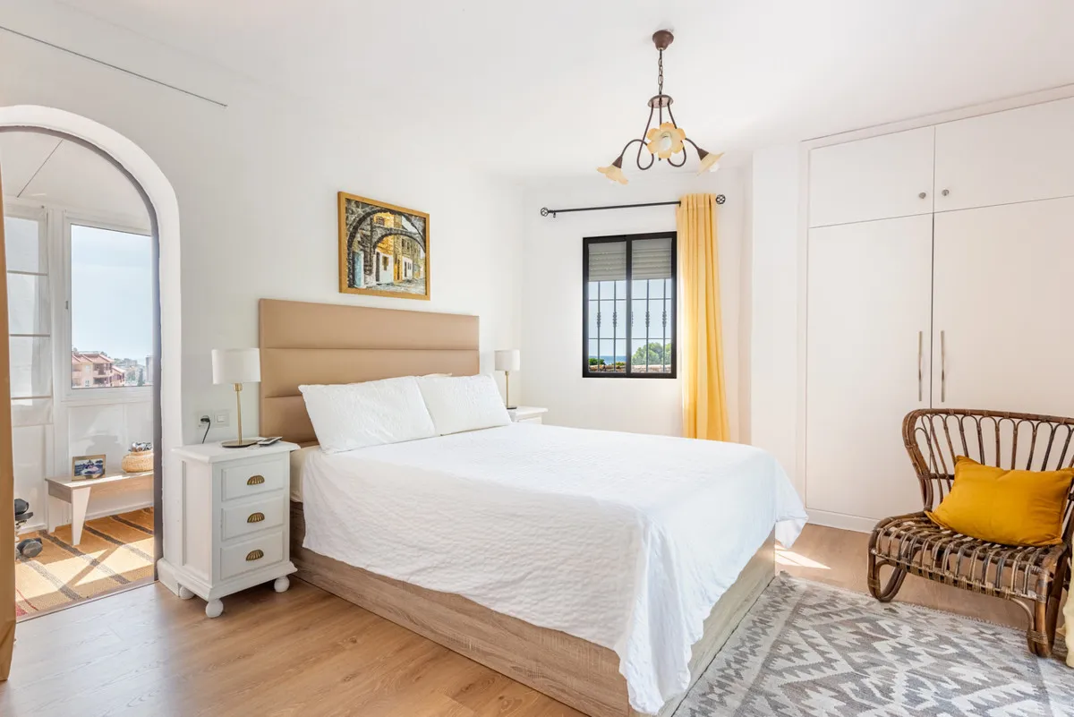 cb4d27a4-c95d-4ea4-af6b-9baa2a0c1b18