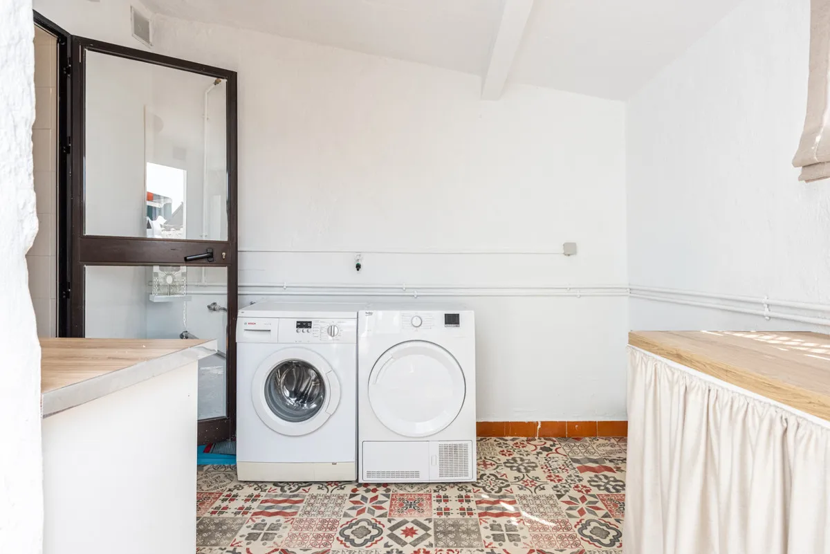 d1e32196-329a-4884-989a-937989f9ce23