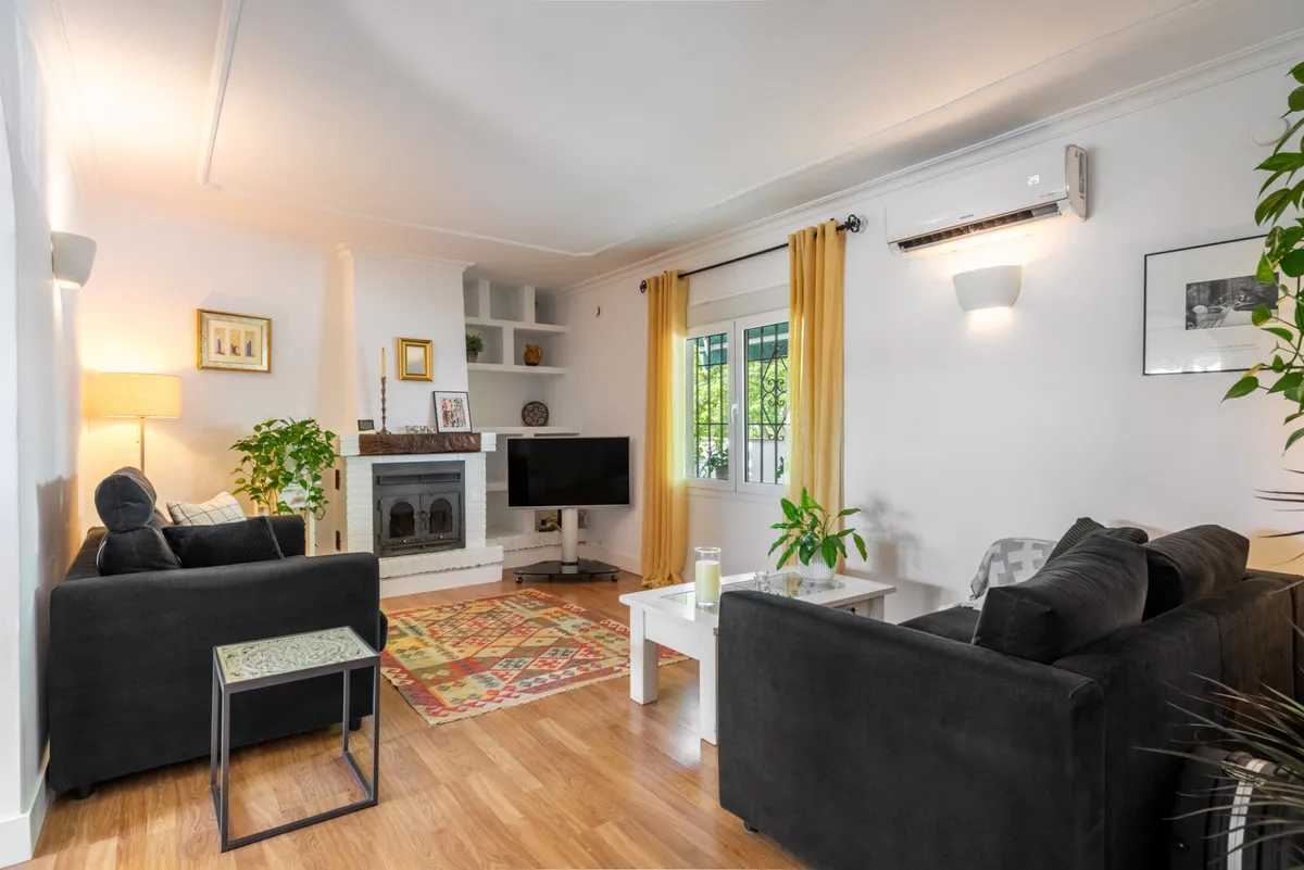 de69b110-9e23-4563-a8d1-63c6a1e07e2f