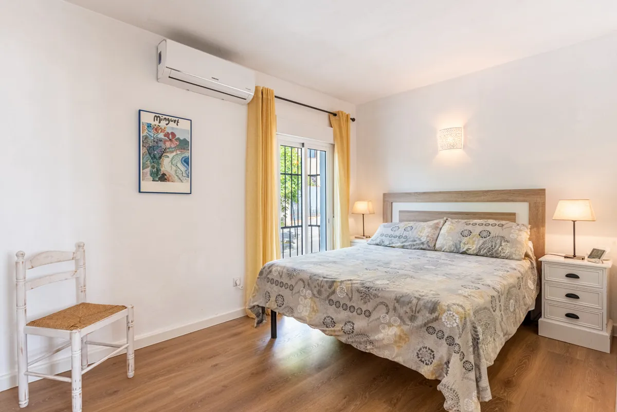 f2167f8f-d25d-4239-abdc-bccbe9af0761