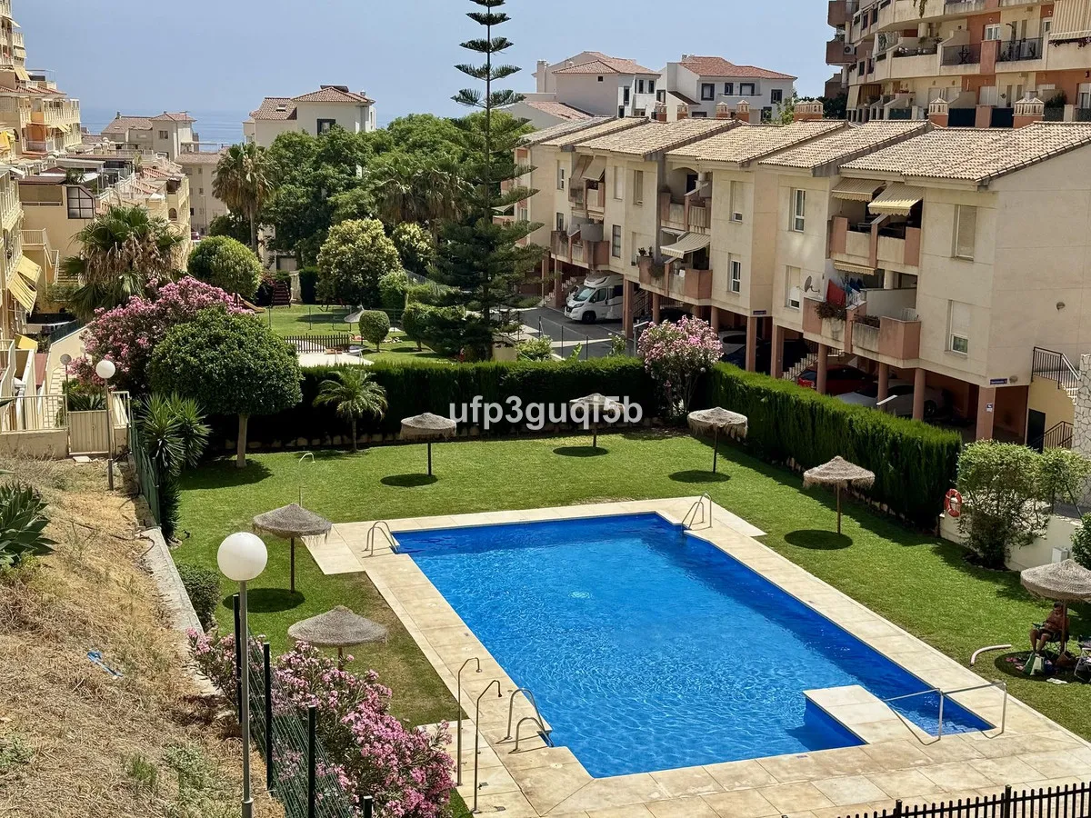 b93dae18-d181-4f76-becb-2df6031ffb8c