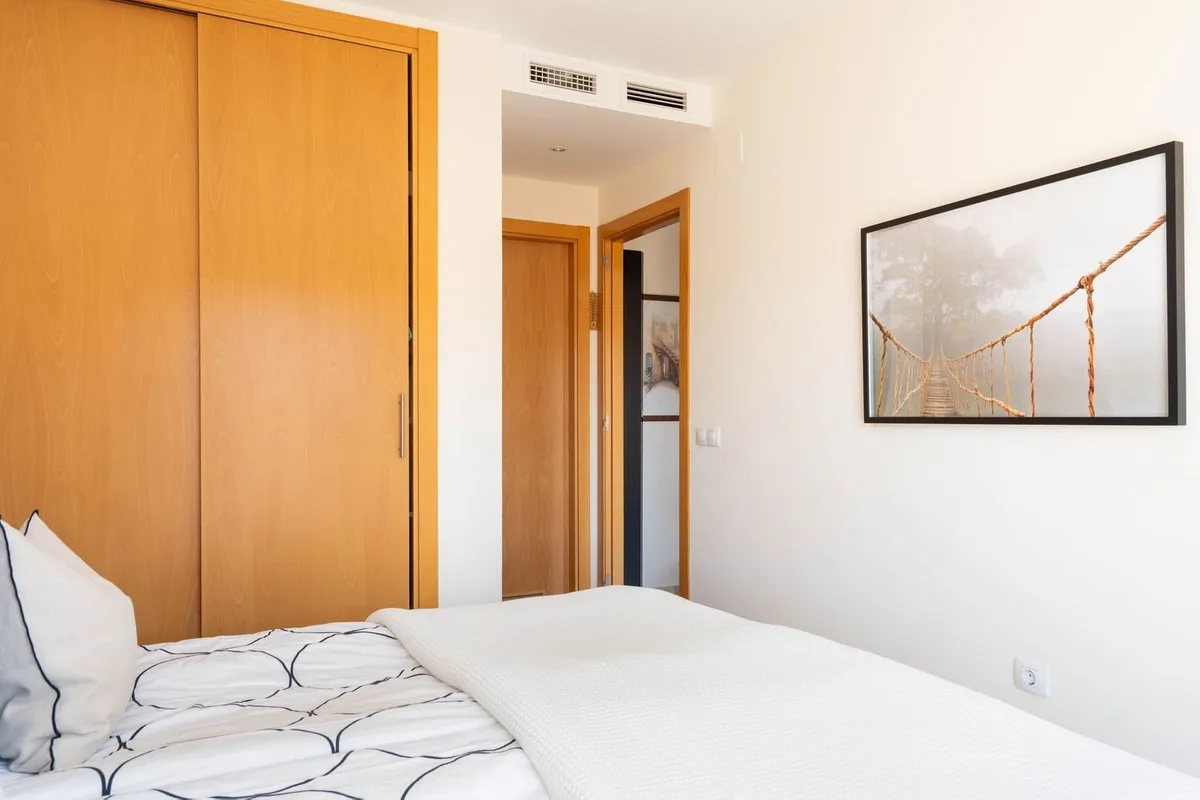 f4ff51f5-10df-417b-860a-0af95cdd39e9