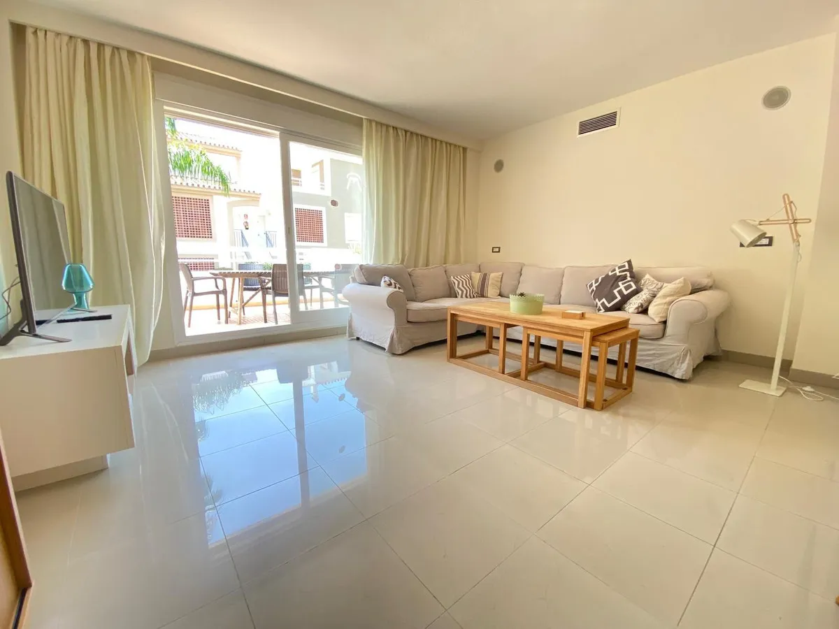 a763585a-a2eb-4992-8f99-81a5f2945579