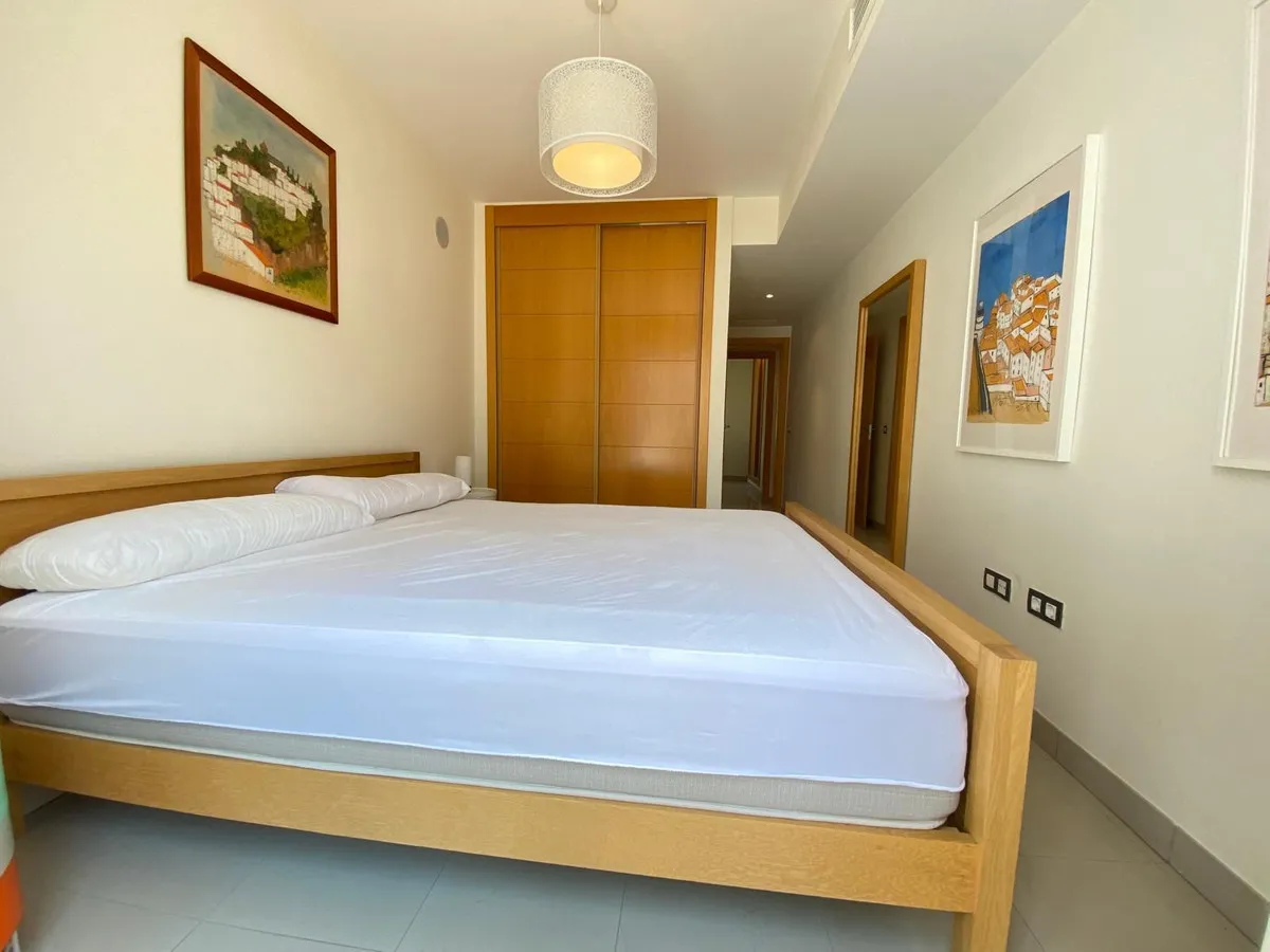 d9451586-c080-4235-8c5b-c05271214def