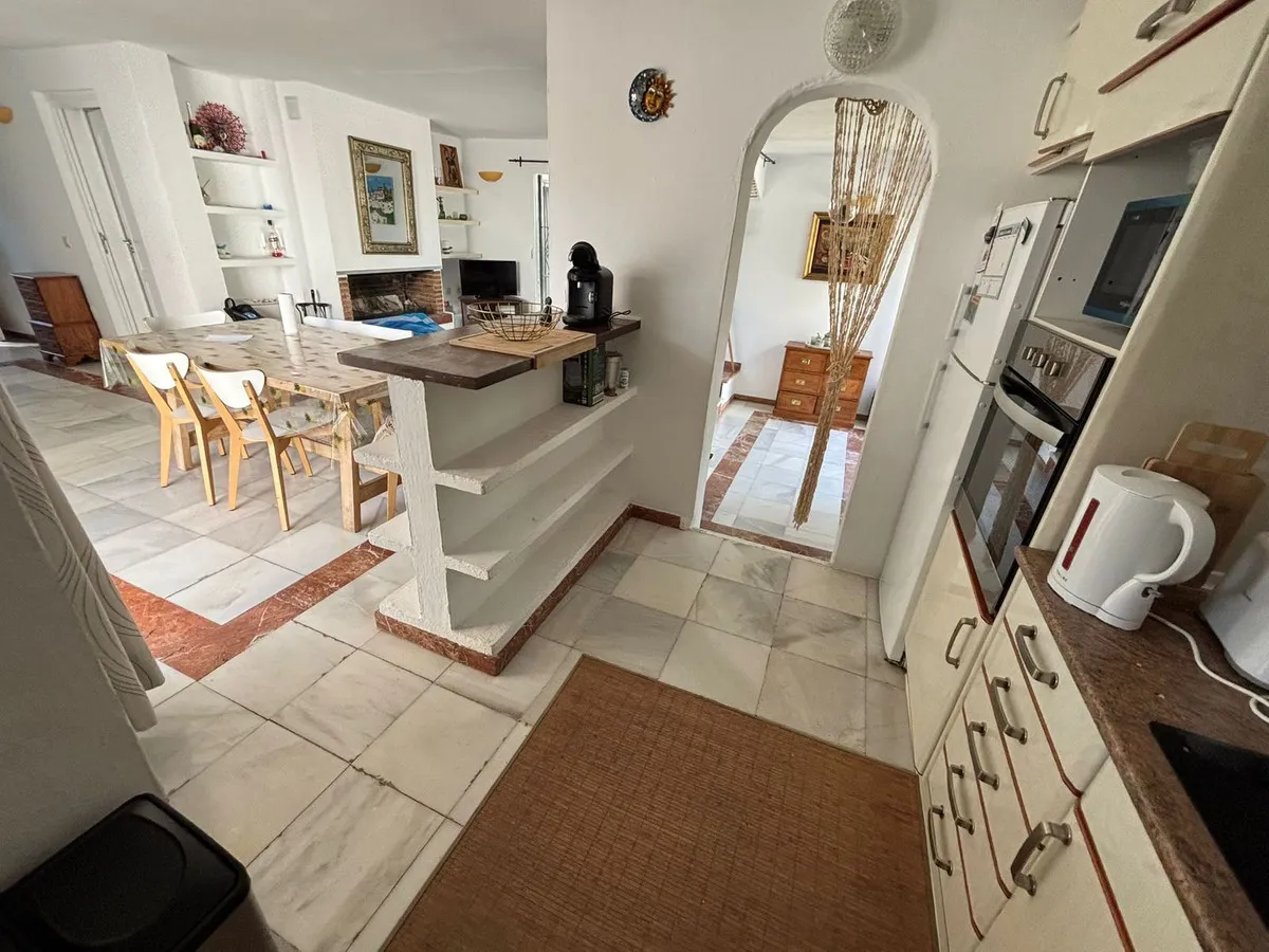 01fccca3-b736-47d8-be29-54441ad20a68