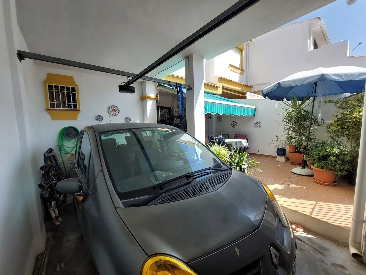 7e6905b1-7706-4566-8662-aa242f09840a