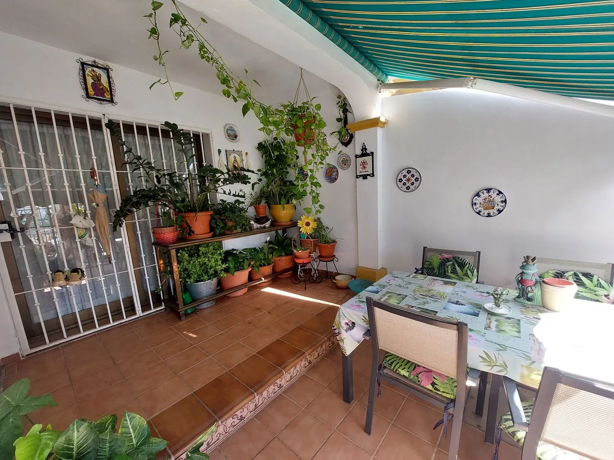 deaefcc6-fb32-4e9e-9ee5-cf2cc5323bfd